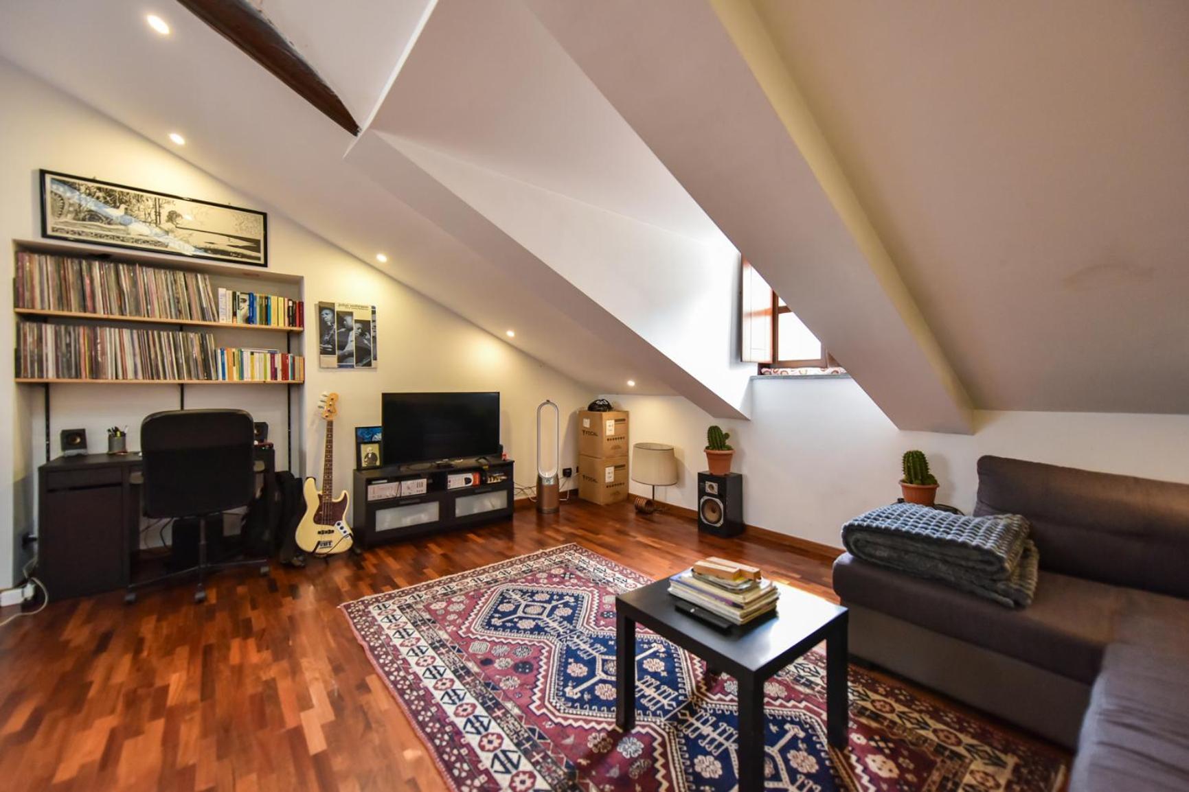 Modern Apartment Piazza Statuto Porta Susa Fs Turin Luaran gambar
