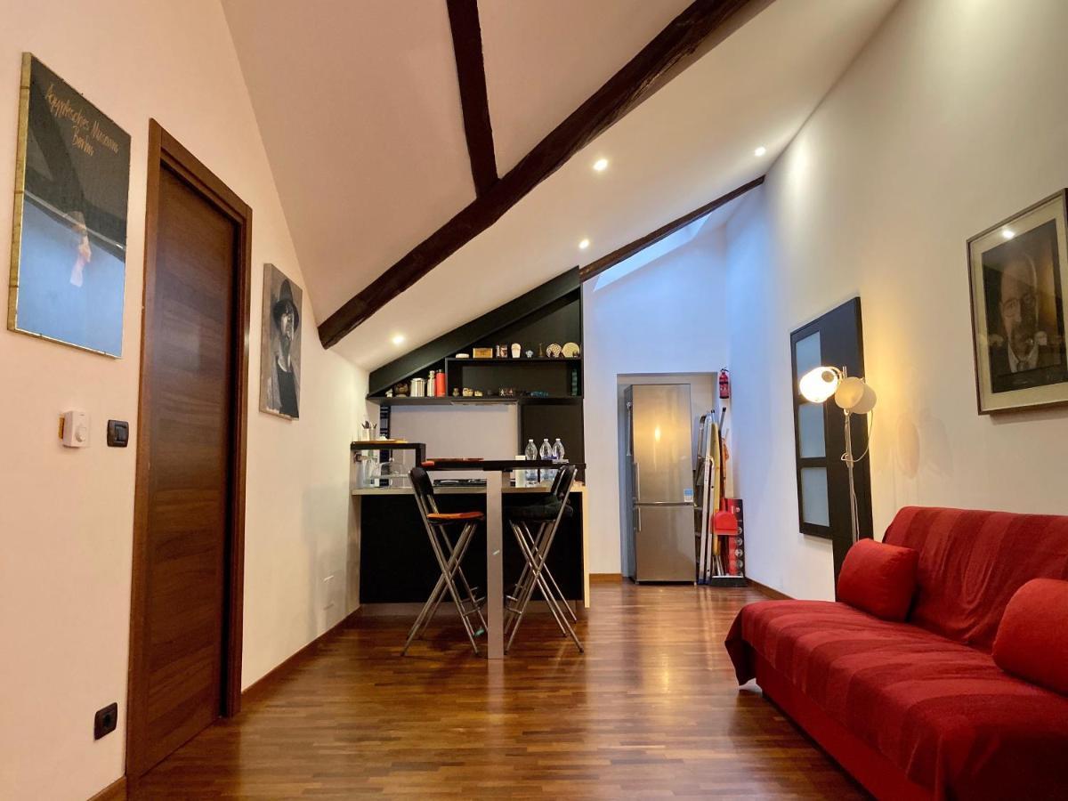 Modern Apartment Piazza Statuto Porta Susa Fs Turin Luaran gambar