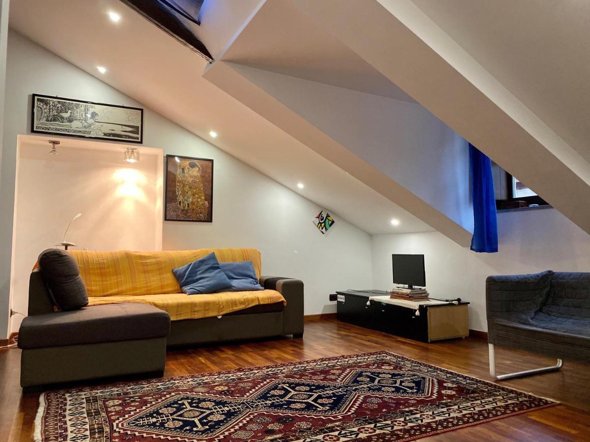 Modern Apartment Piazza Statuto Porta Susa Fs Turin Luaran gambar